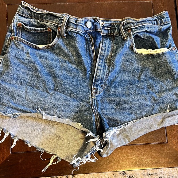 Abercrombie & Fitch Curve Love Jean Shorts - Picture 1 of 3